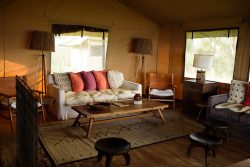 entamanu-tented-camp-with-kids