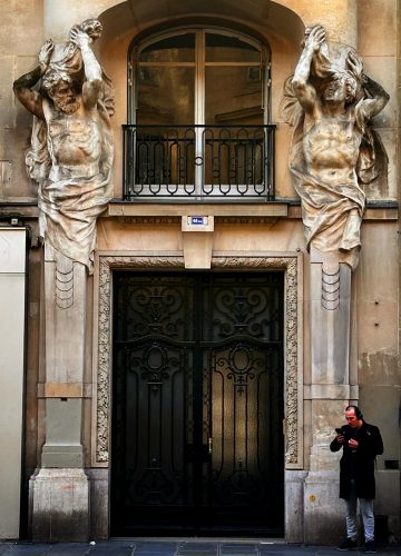 paris-street-scene